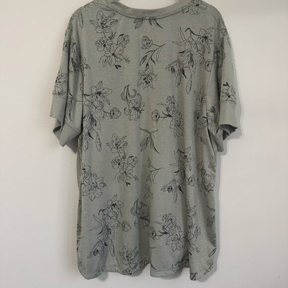 Jane & Delancey Olive Green Sweater Top Size 2X Floral V-Neck Short Sleeve - Picture 10 of 12